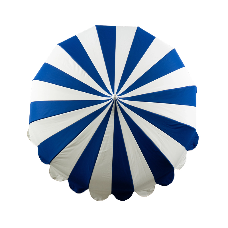 Luxury Crown Pagoda Beach Umbrella